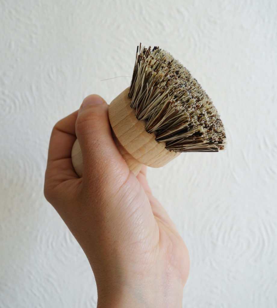 Eco household items - Pot Brush